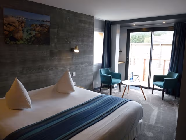 Superior Double Room, Courtyard View