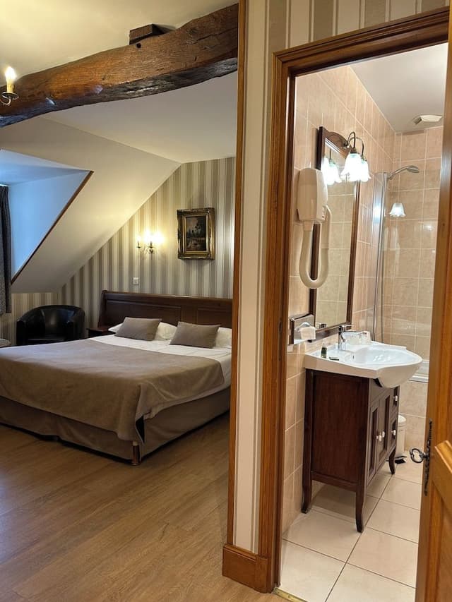 Comfort Double Room, Private Bathroom