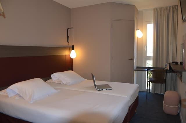 Standard Room, 2 Twin Beds
