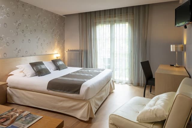 Double Room, Mountain View