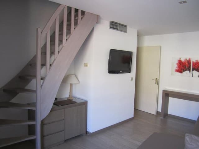 Duplex, Sea View