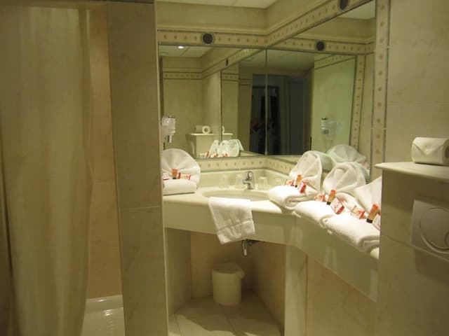 Comfort Triple Room