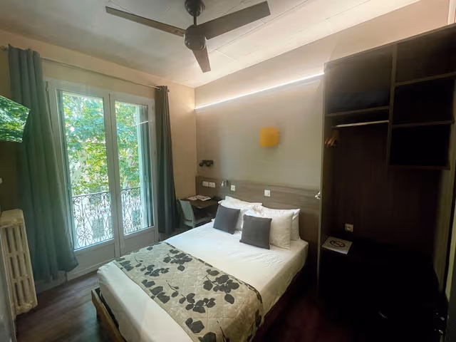 Economy Double Room (shower)