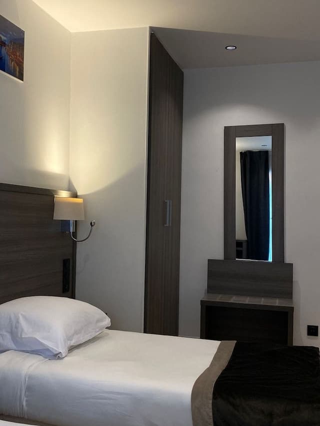Single Room