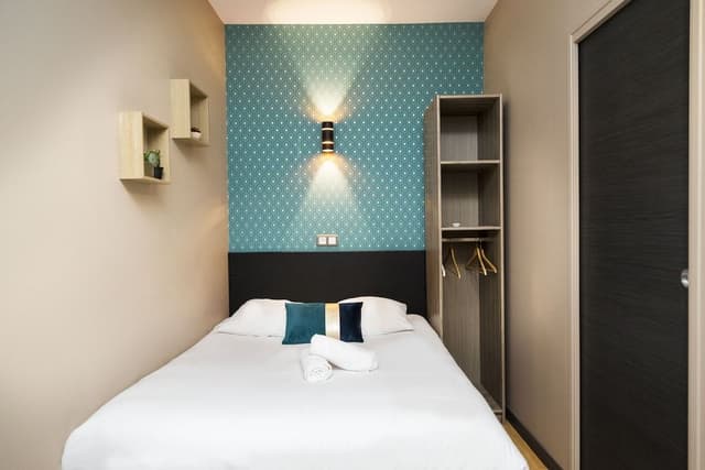 Superior Studio, 1 Double Bed (2 pax, 106 Rue de Paris)