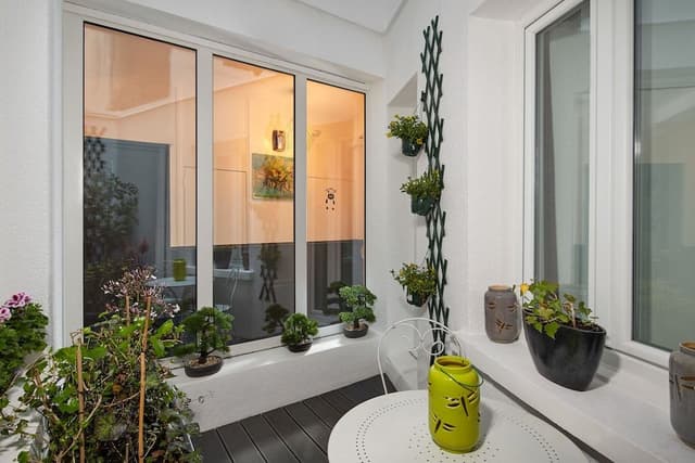 Superior Studio, 1 Double Bed (2 pax, 106 Rue de Paris)