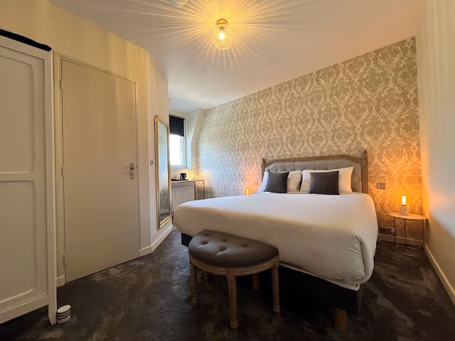 Standard Double Room, 1 Queen Bed (2nd Floor)