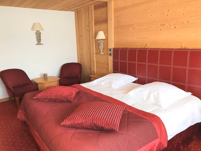 Prestige room balcony (South)