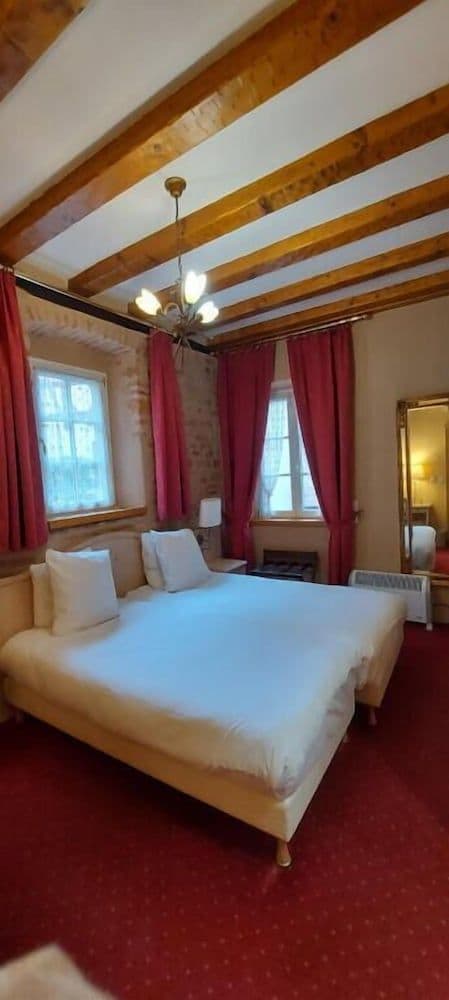 Traditional Room