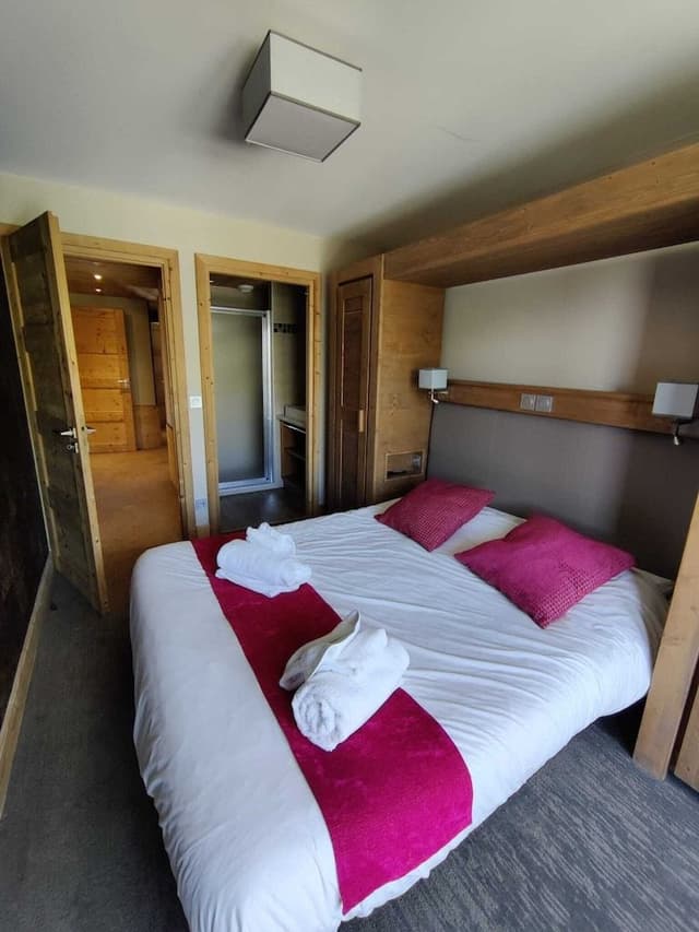 Apartment, 2 Bedrooms, Balcony (Expo Ouest)