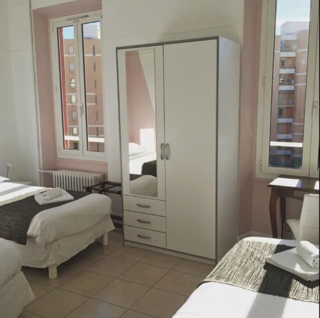 Chambre superieure 3 lits simples