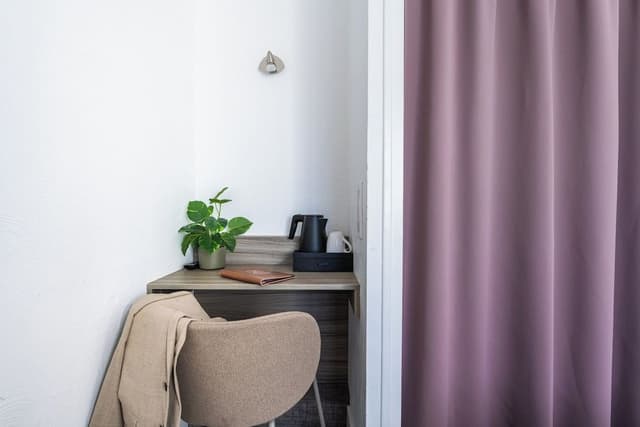 Classic Double Room, 1 Queen Bed, Canal View
