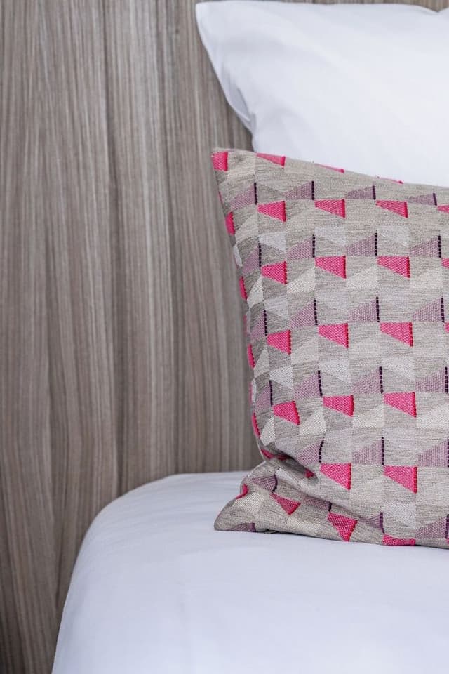 Classic Double Room, 1 Queen Bed, Canal View