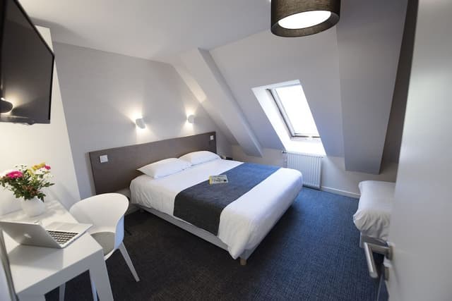 Comfort Triple Room (3ème étage, par escalier)