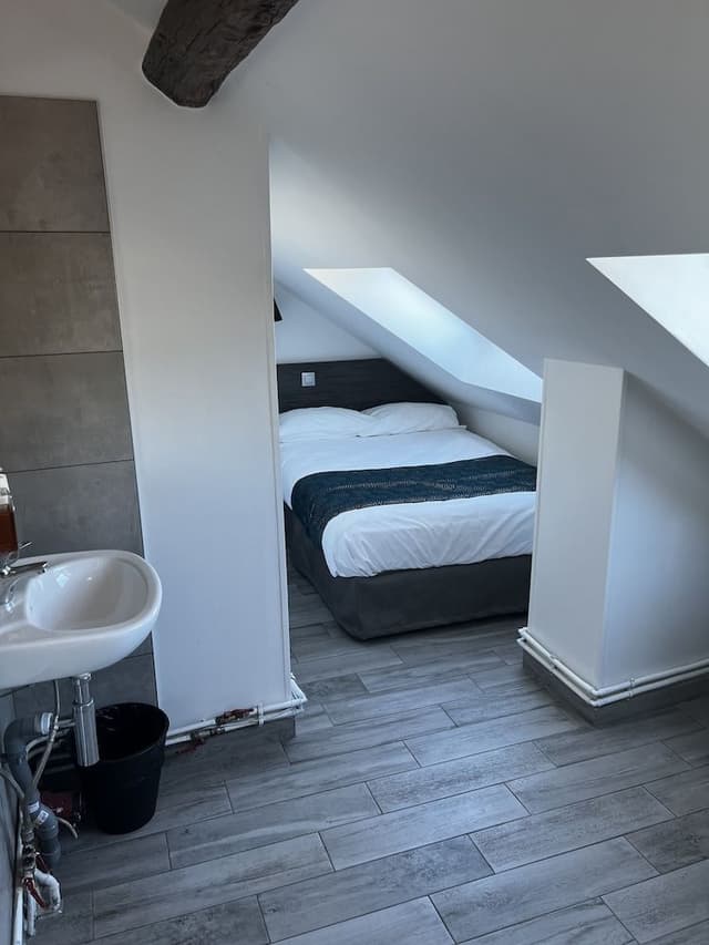 Apartment (15 rue de Malte, 75011 - Paris)