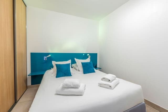 Apartment 4 People