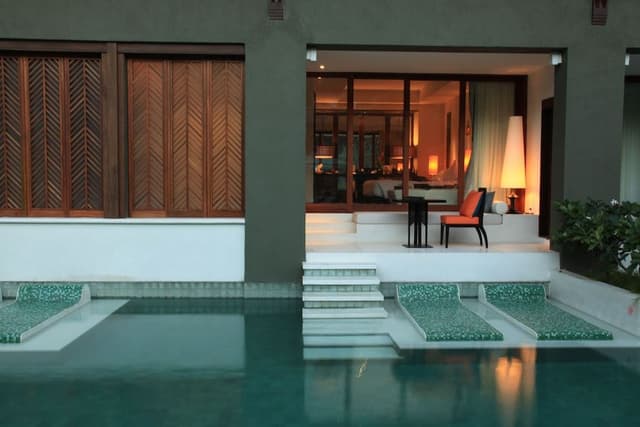 Deluxe Room, Pool Access