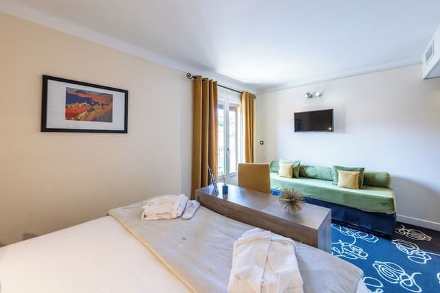 Superior Room with balcony or patio