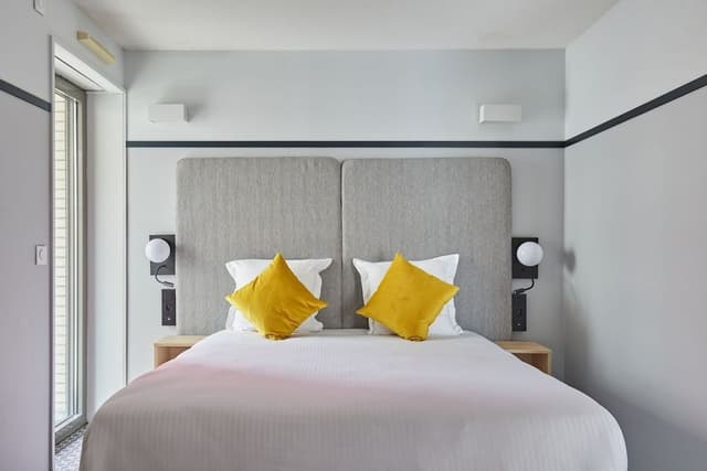 Junior Studio Suite (2/4 People)