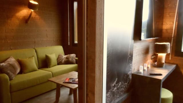 Luxury Suite, Lake View