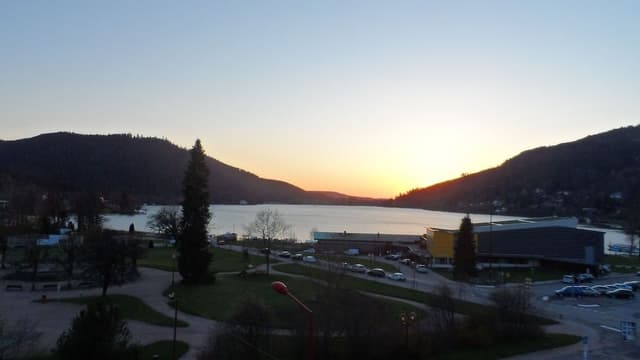 Luxury Suite, Lake View