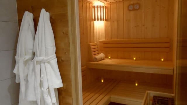 Luxury Suite, Lake View