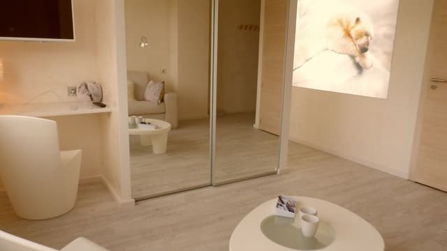 Luxury Suite, Lake View
