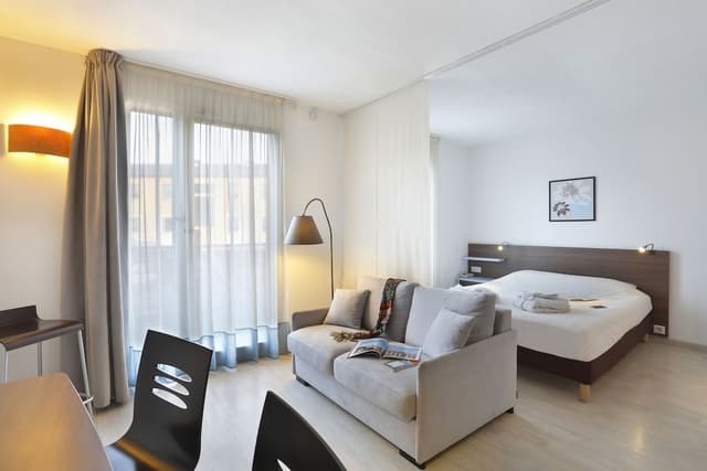 Prestige Suite