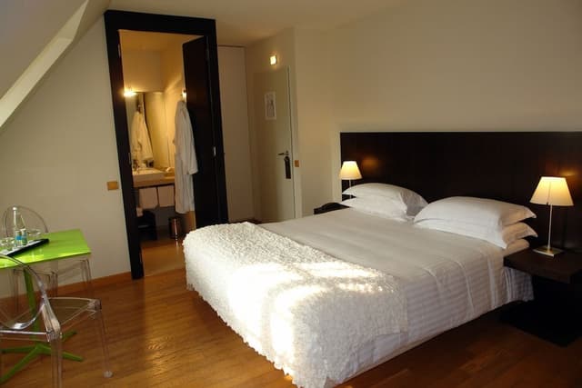 Classic Double Room