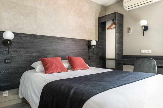 Classic Double Room, Private Bathroom