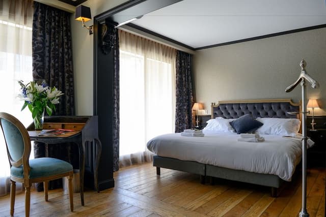 Prestige Suite