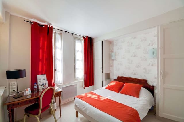 Standard Double Room (Hôtel)