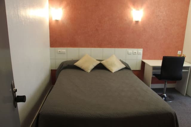 Classic Double Room
