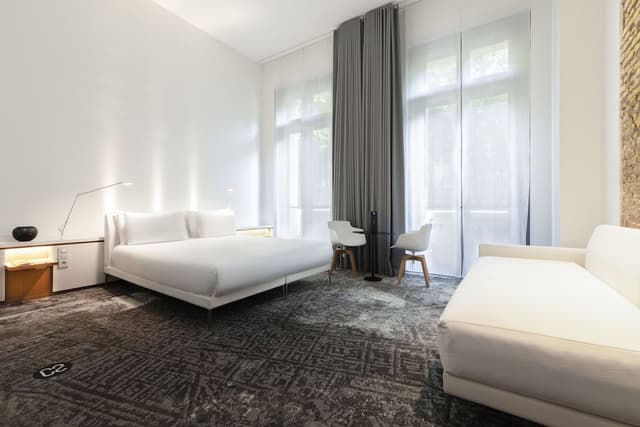 Prestige Room, free spa access