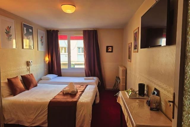 Basic Triple Room