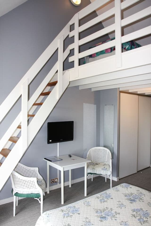 Family Room (for 3 people)