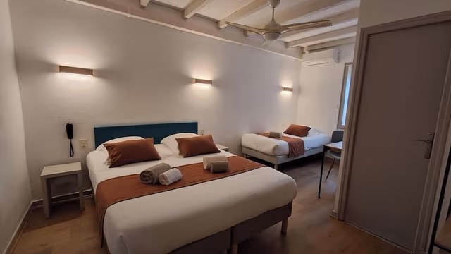 Triple Room
