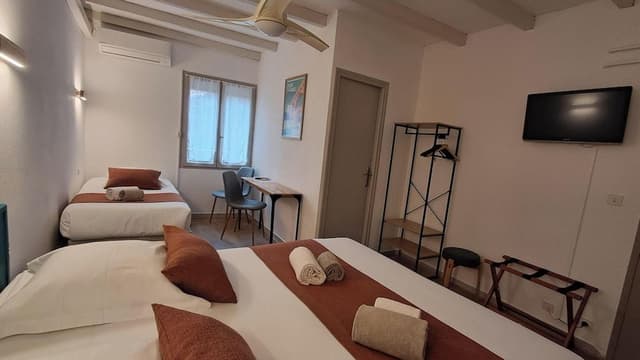 Triple Room