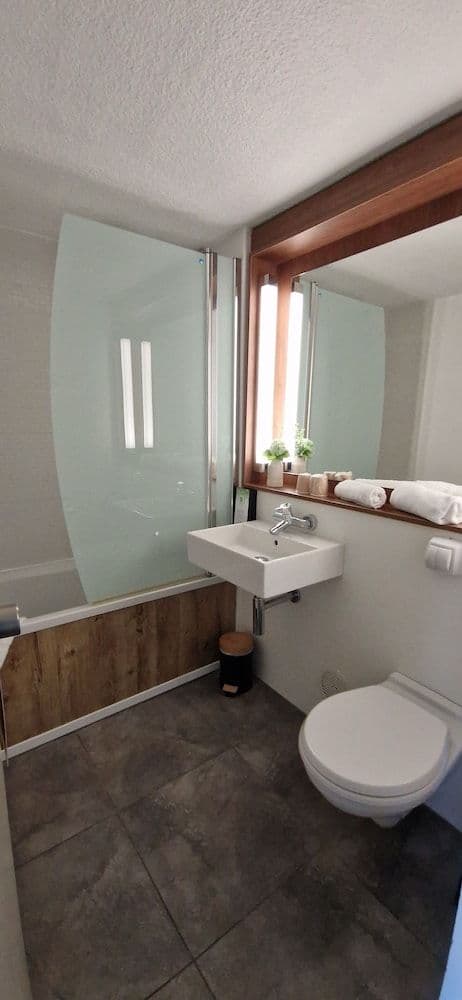 Standard Room, 1 Double Bed