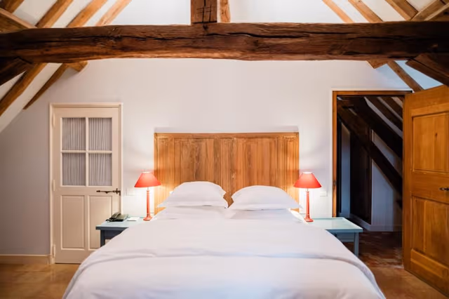 Family Suite (2 Adults + 2 Children)