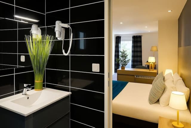 Suite, Terrace