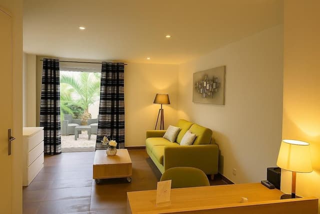 Suite, Terrace