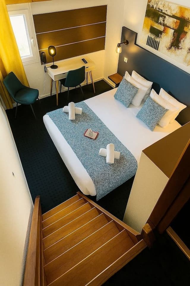 Family Duplex (for 2 adults and 2 children)
