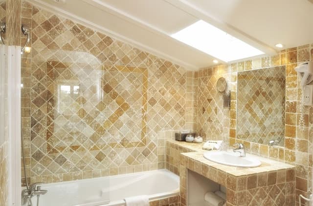Double Room (Plume)