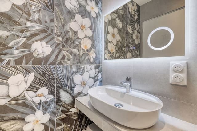 Superior Double or Twin Room, Partial Sea View