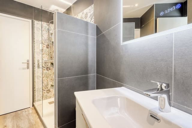 Superior Double or Twin Room, Partial Sea View