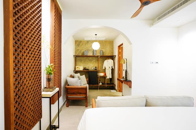 Deluxe Suite
