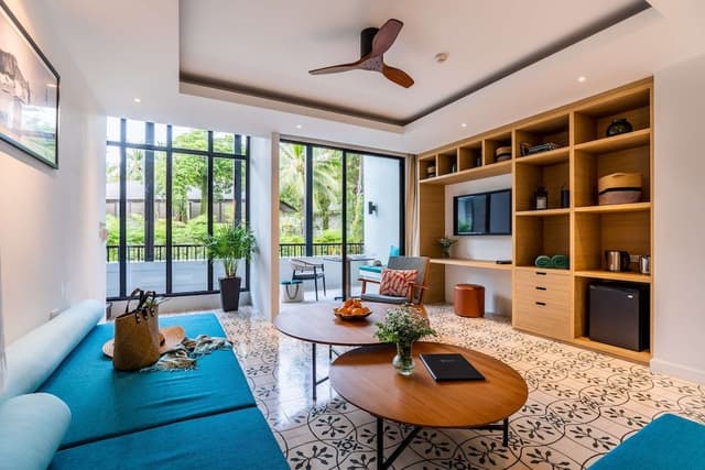 Grand Suite, 1 King Bed with Sofa bed (Surin)