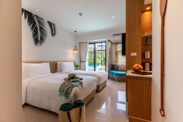 Deluxe Twin Room, Pool Access