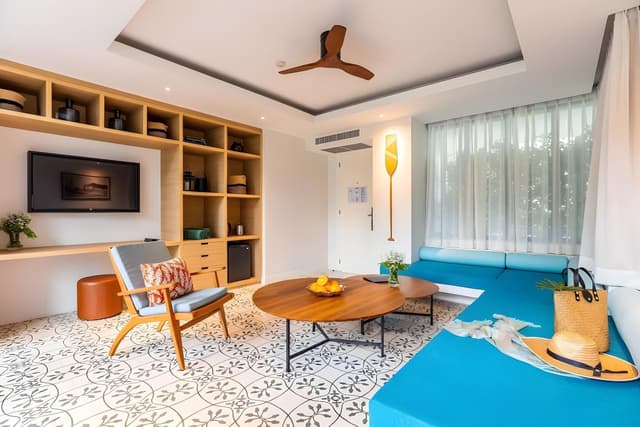 Grand Suite, 1 King Bed with Sofa bed (Surin)